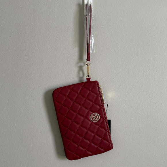 Badgley Mischka Red Quilted Wristlet with Gold Logo - Picture 1 of 4